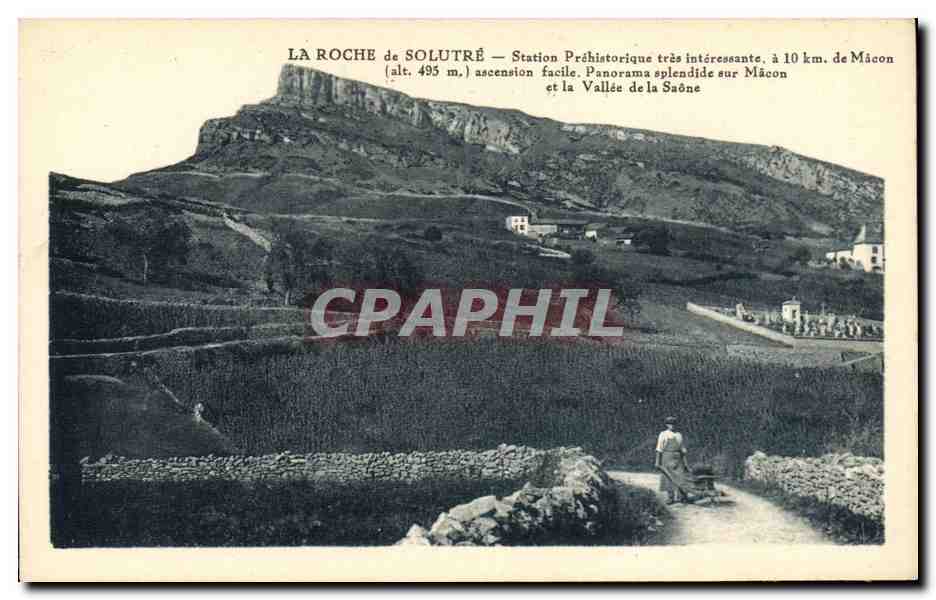CPA La Roche de Solutre Station Prehistorique animee 