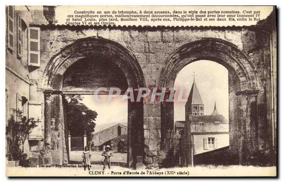 CPA Cluny Porte d Eatree de L Abbaye