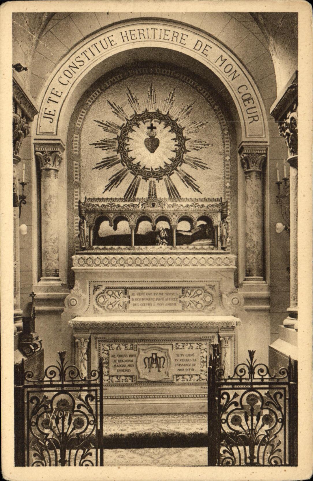 Chapelle de la Visitation — Paray-le-Monial — éditeur Les Editions V. Ard
