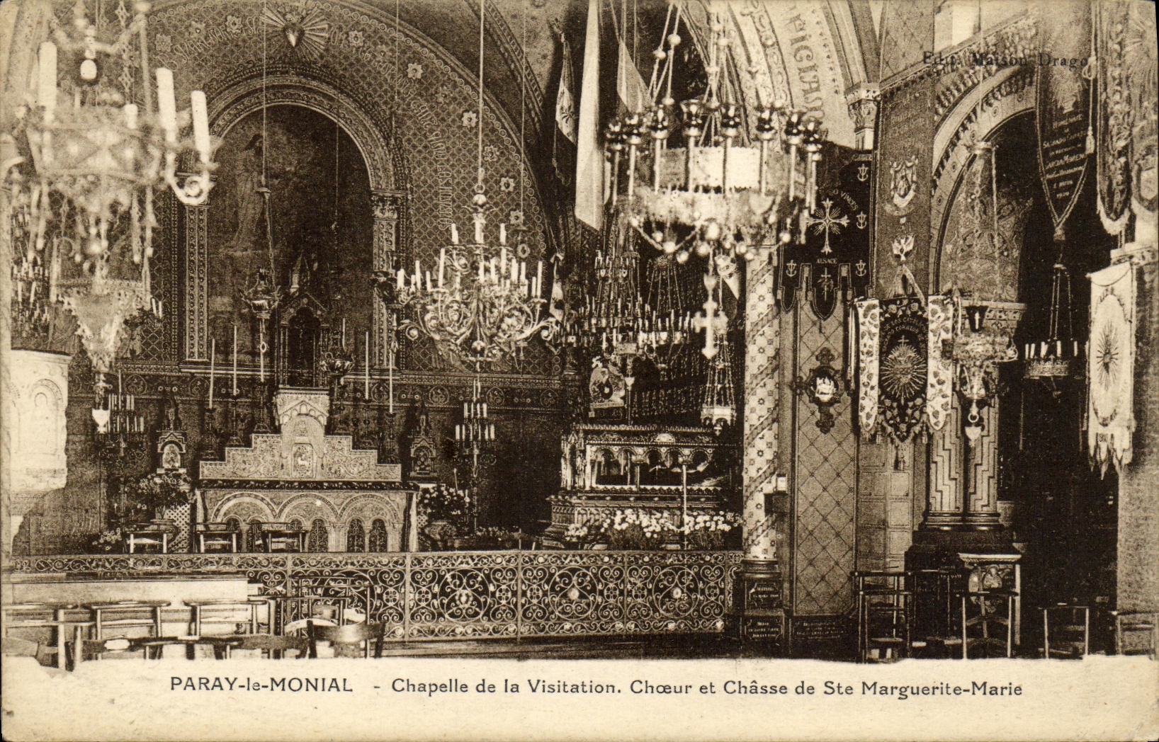 CPA Paray le Monial Chapelle de la Visitation Choeur et chasse de Ste Marguerite Marie