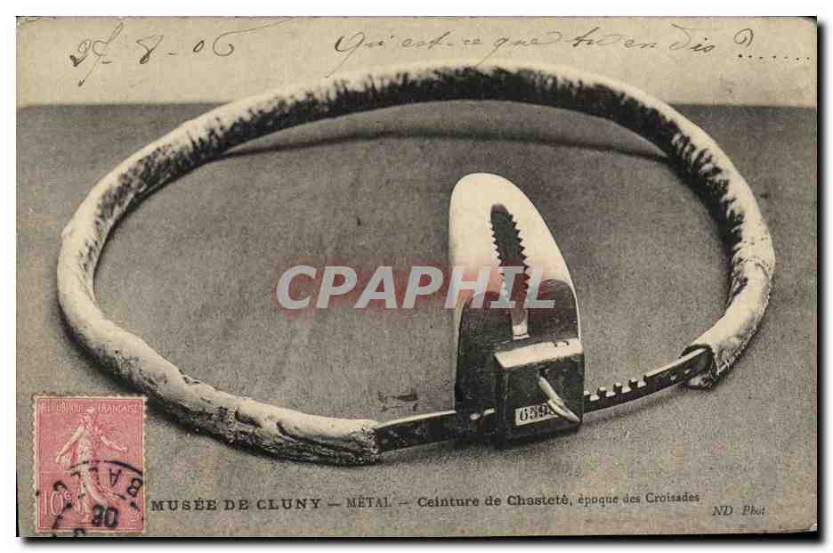 CPA Musee de Cluny Metal Ceinture de Chastete epoque des Croisades