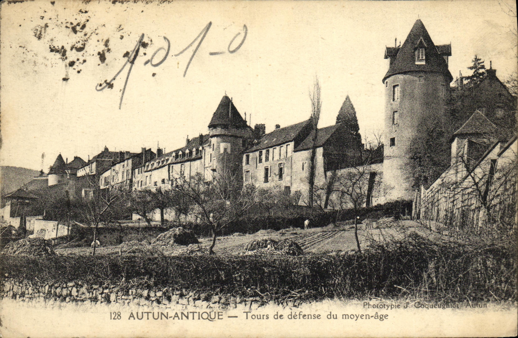 Autun-Antique — Tours de défense du moyen-âge — Phototypie J. Coqueugniot, Autun