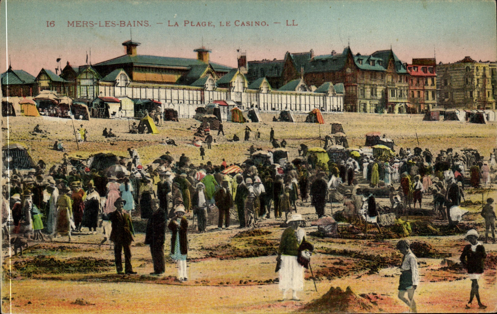 CPA Mers les Bains La Plage Le Casino