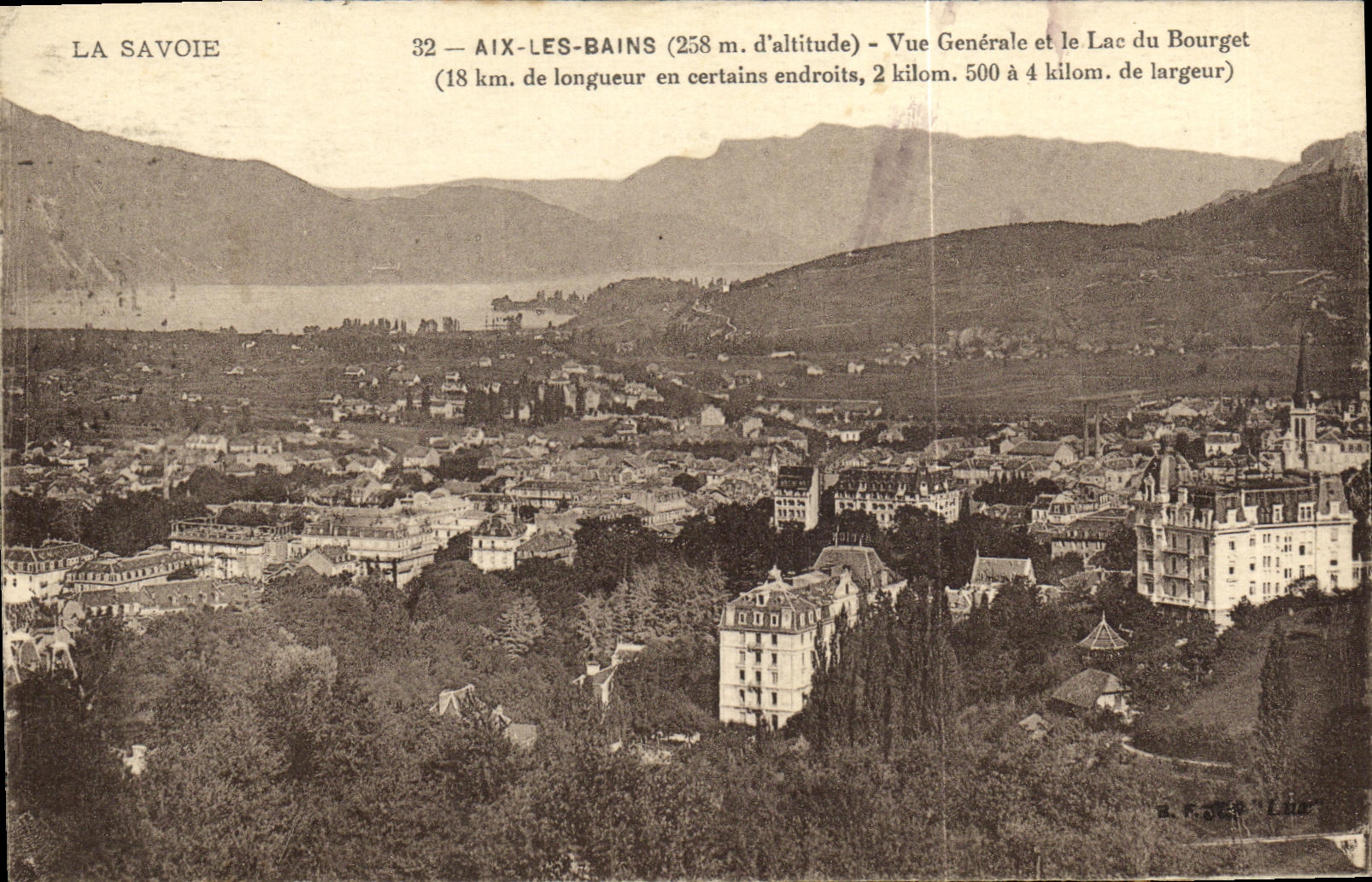 Aix-les-Bains — Vue Générale et le Lac du Bourget — éditeur A. Fallet, n°32