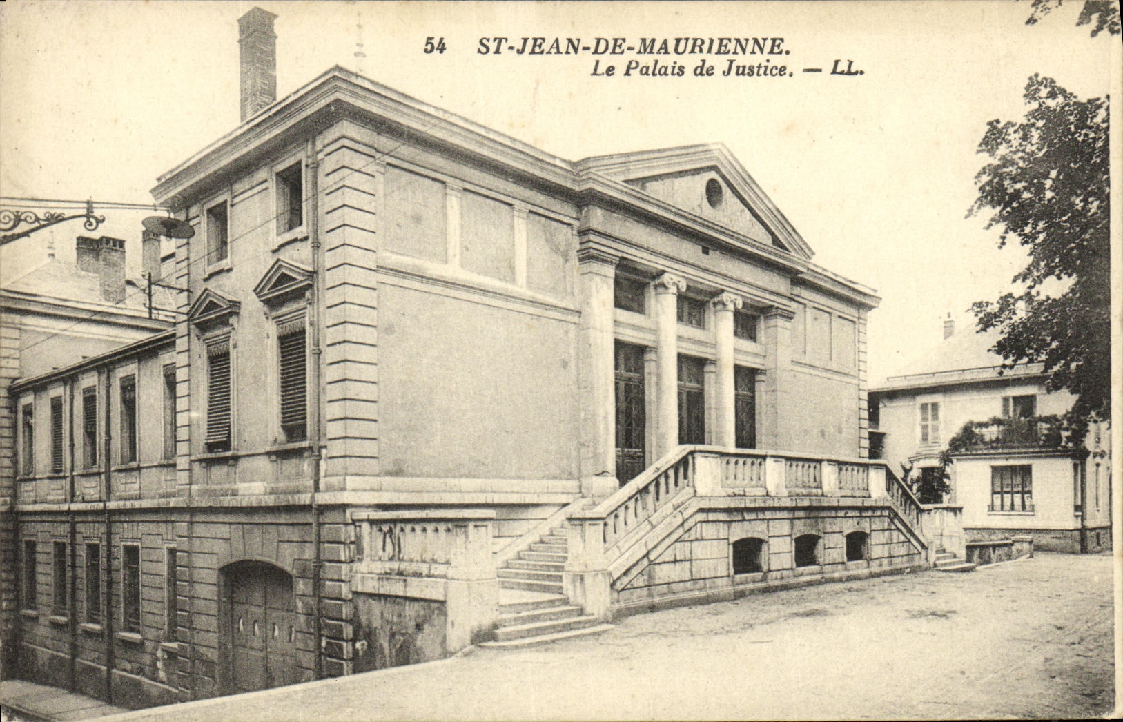 CPA St Jean De Maurienne Le Palais de Justice
