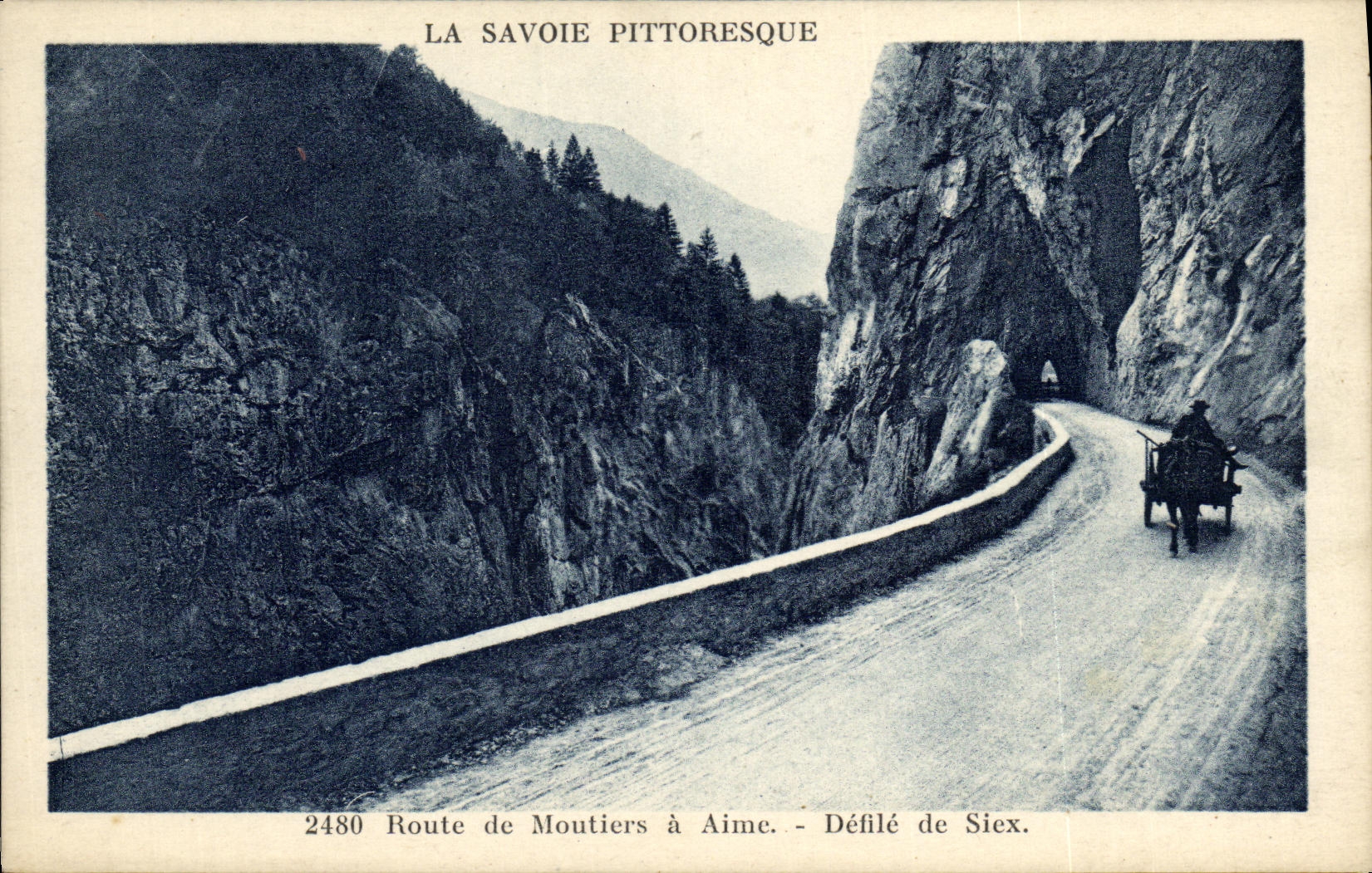 CPA Route de Moutiers a Aime Defile de Siex