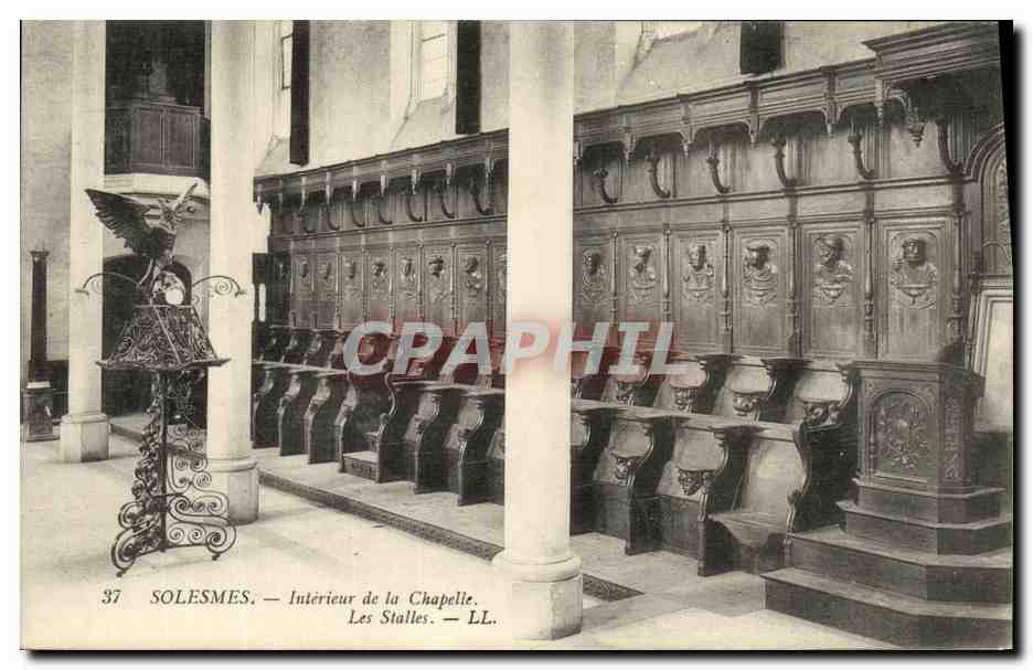 CPA Les Saints de Solesmes Interieur de la Chapelle Les Stalles