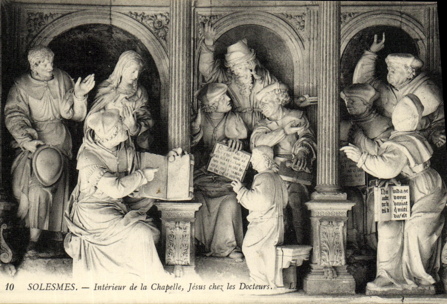 CPA Solesmes Interieur de la Chapelle Jesus Chez les Docteurs
