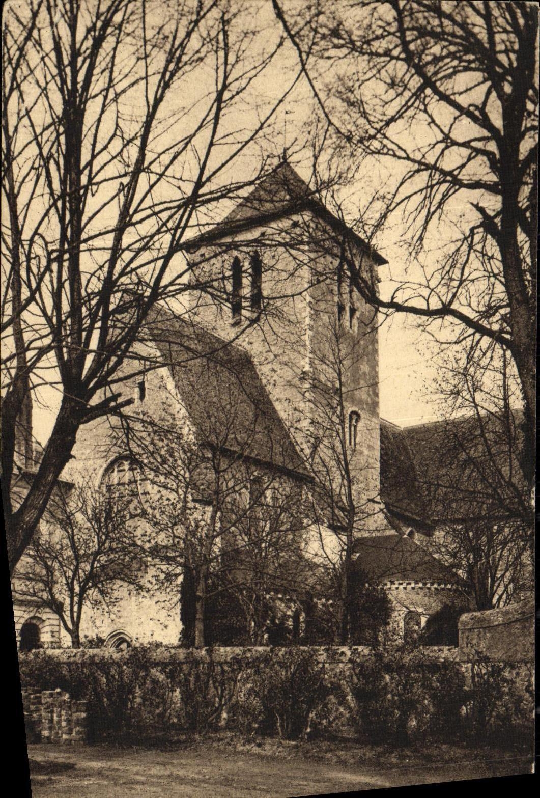 CPA Solesmes L Abbaye Saint Pierre Le clocher de l eglise abbatiale