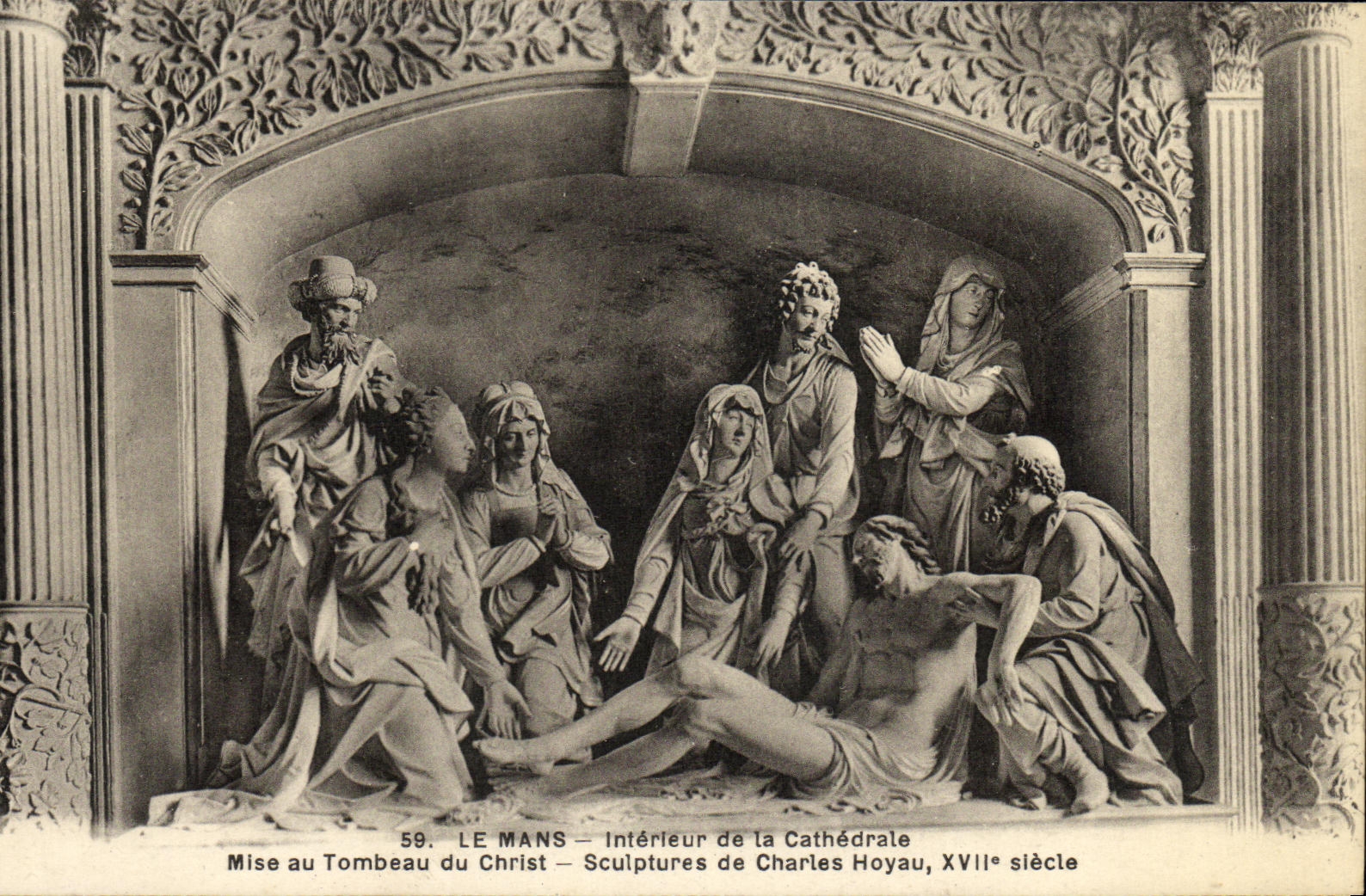 CPA Le Mans Interieur de la Cathedrale Mise au tombeau du Christ Charles Hoyau