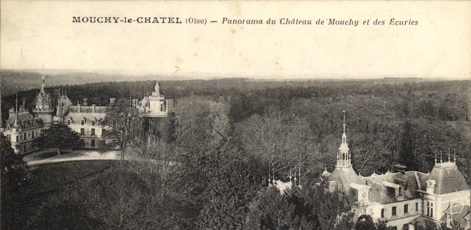 Mouichy-le-Châtel (Oise) — Panorama du Château de Mouichy et des Écuries