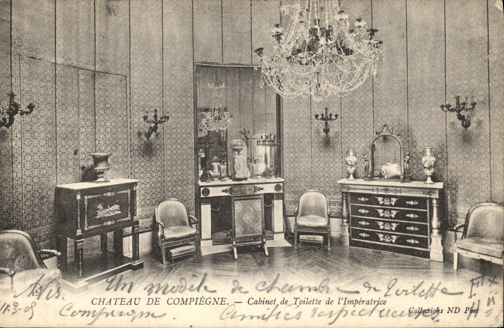 CPA Compiegne Le Chateau Cahinet de Toilette de L Imperatrice