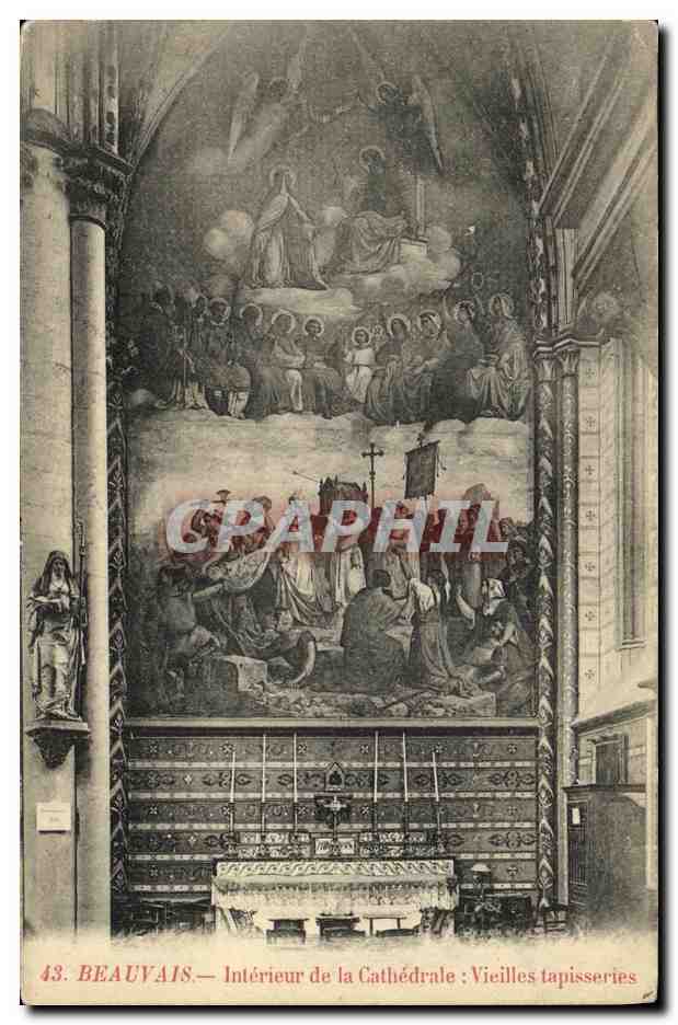 CPA Beauvais Interieur de la Cathedrale Vieilles tapisseries