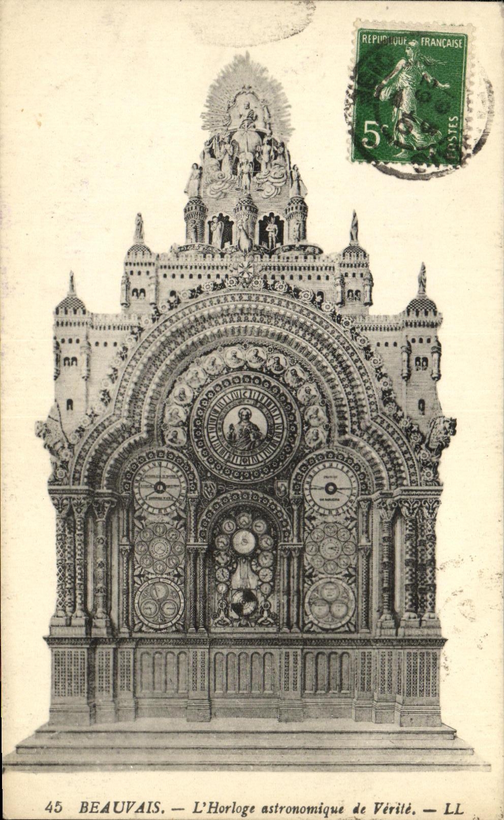CPA Beauvais L Horloge Astronomique de Verite