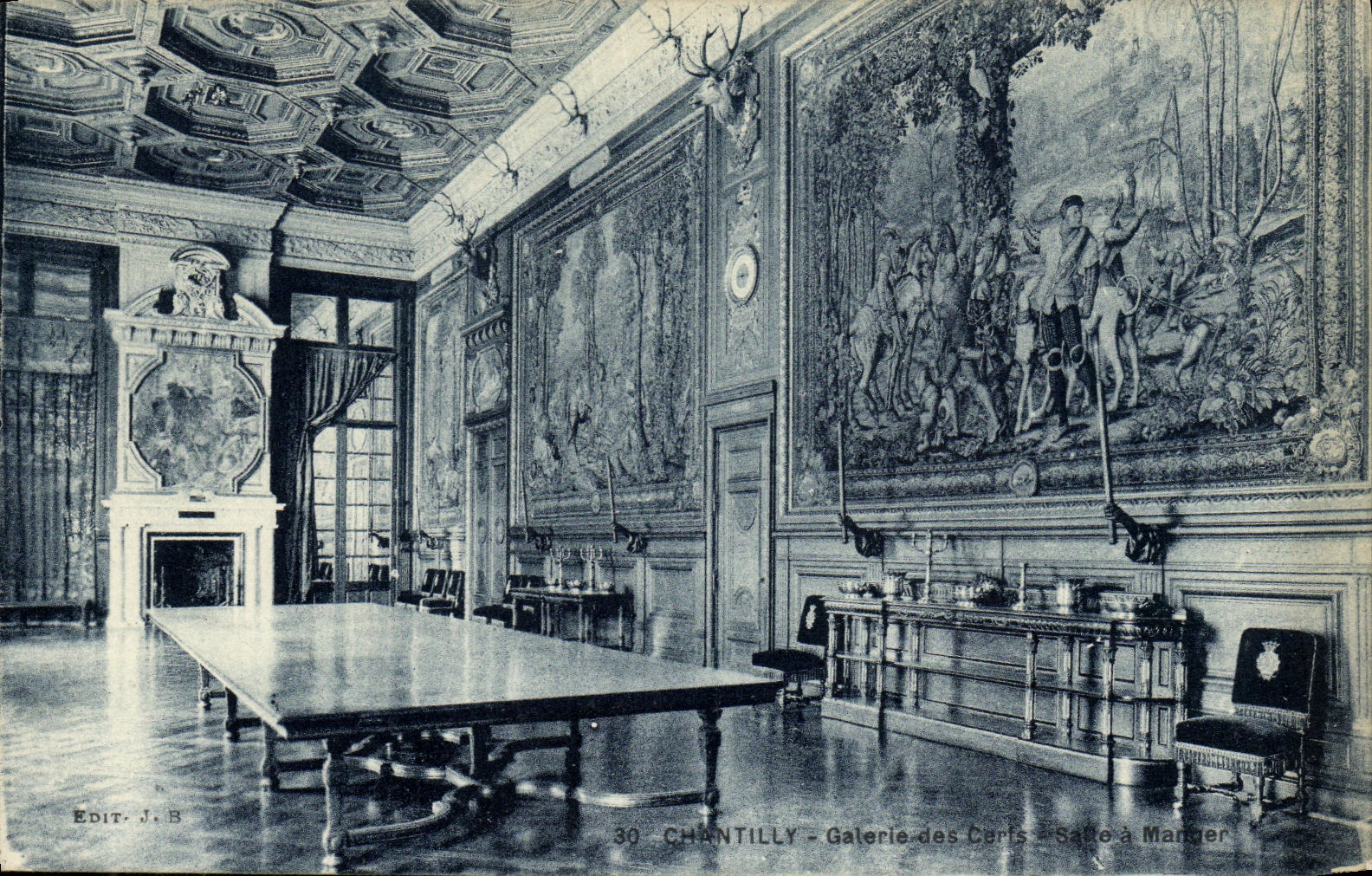 Chantilly - Galerie des Caris - Salle à Manger