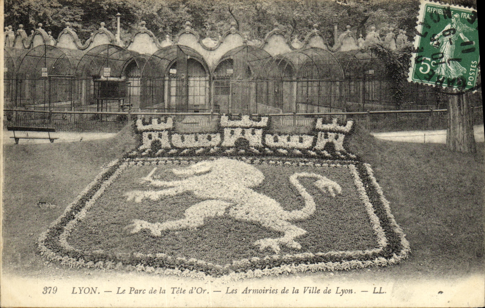 LYON. — Der Parc de la Tête d'Or. — Die Wappen der Stadt Lyon. — LL. — N° 379