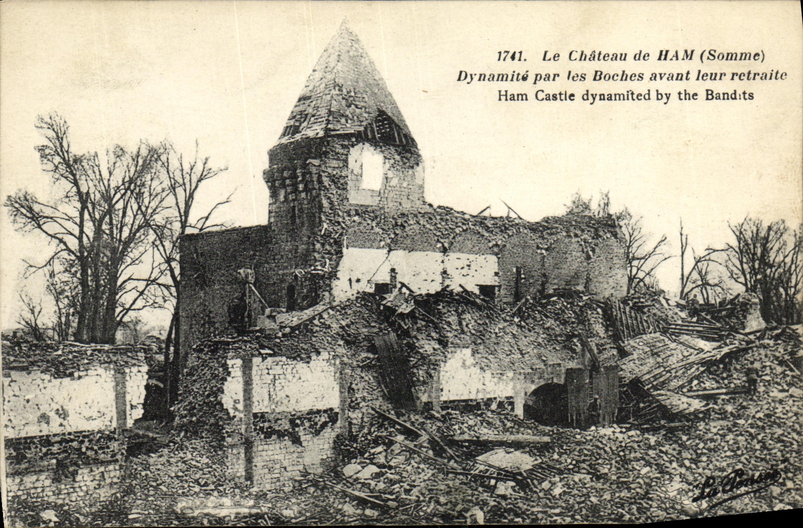 CPA Ham Le Chateau Dynamite par les boches Militaria