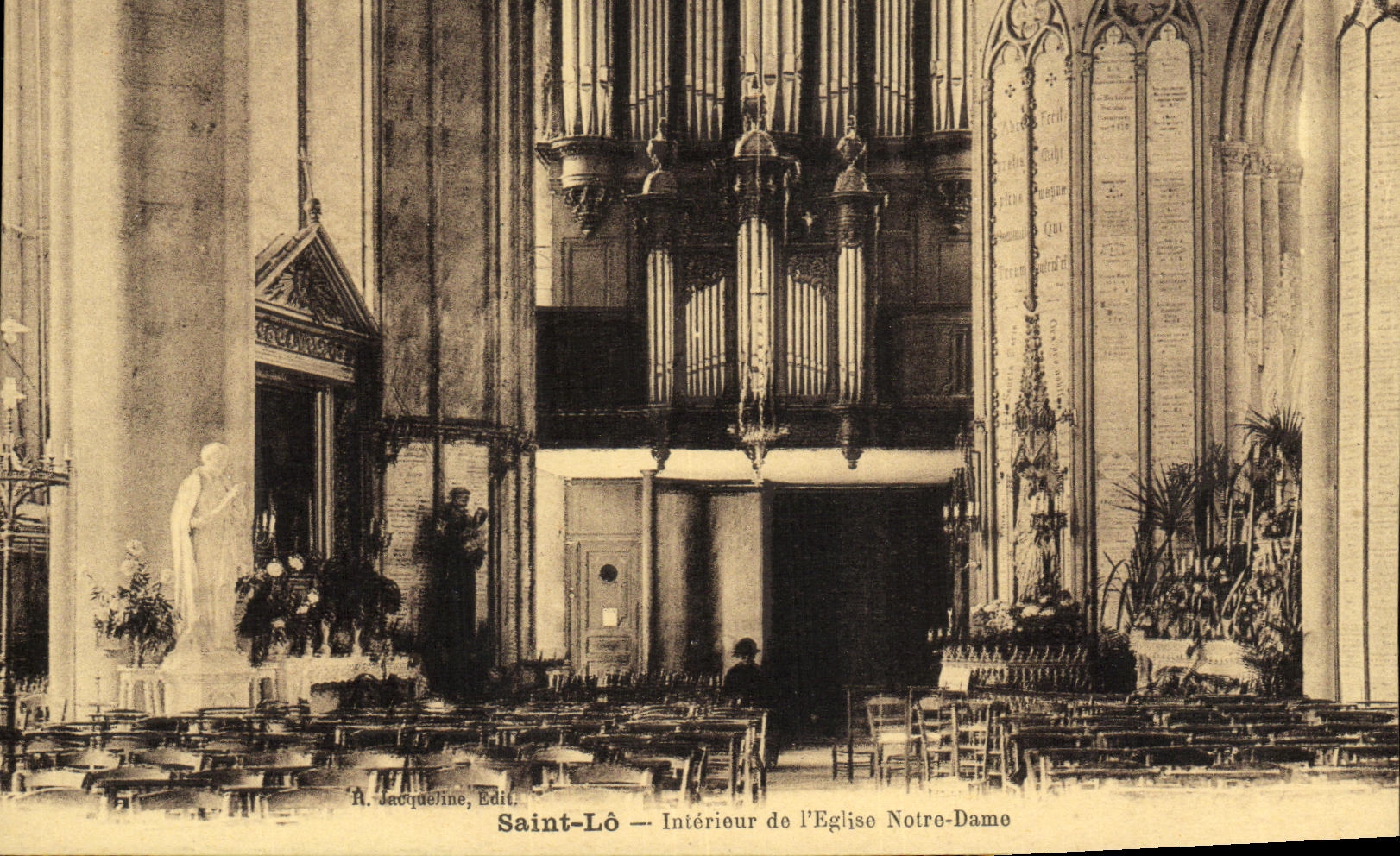 CPA St Lo Interieur de L Eglise Notre Dame Orgue 