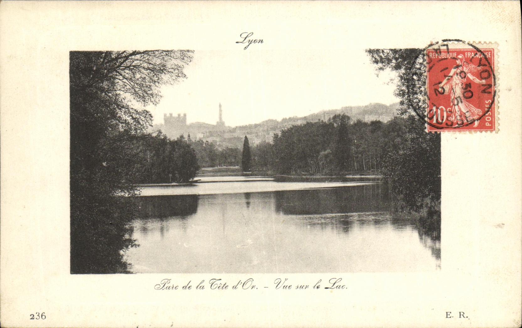 Parc de la Côte d'Or — Vue sur le Lac — Lyon
