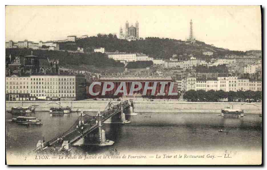 CPA Lyon Le Palais de Justice et le Coteau de Fourviere La Tour et le Restaurant Gay