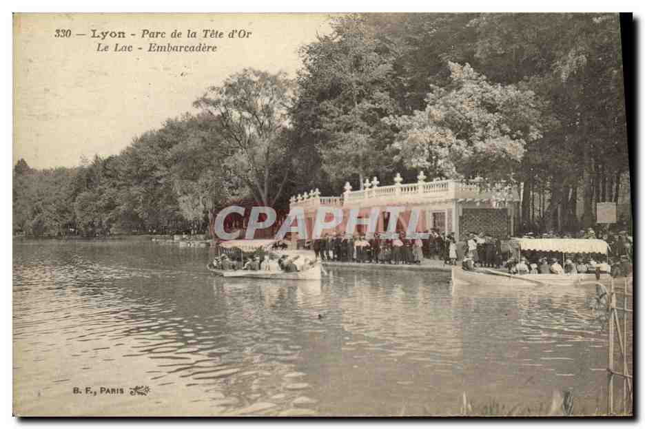 CPA Lyon Parc de la Tete d Or Le Lac Embarcadere
