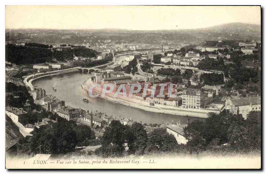 CPA Lyon Vue sur la Saone prise du Restaurant Gay