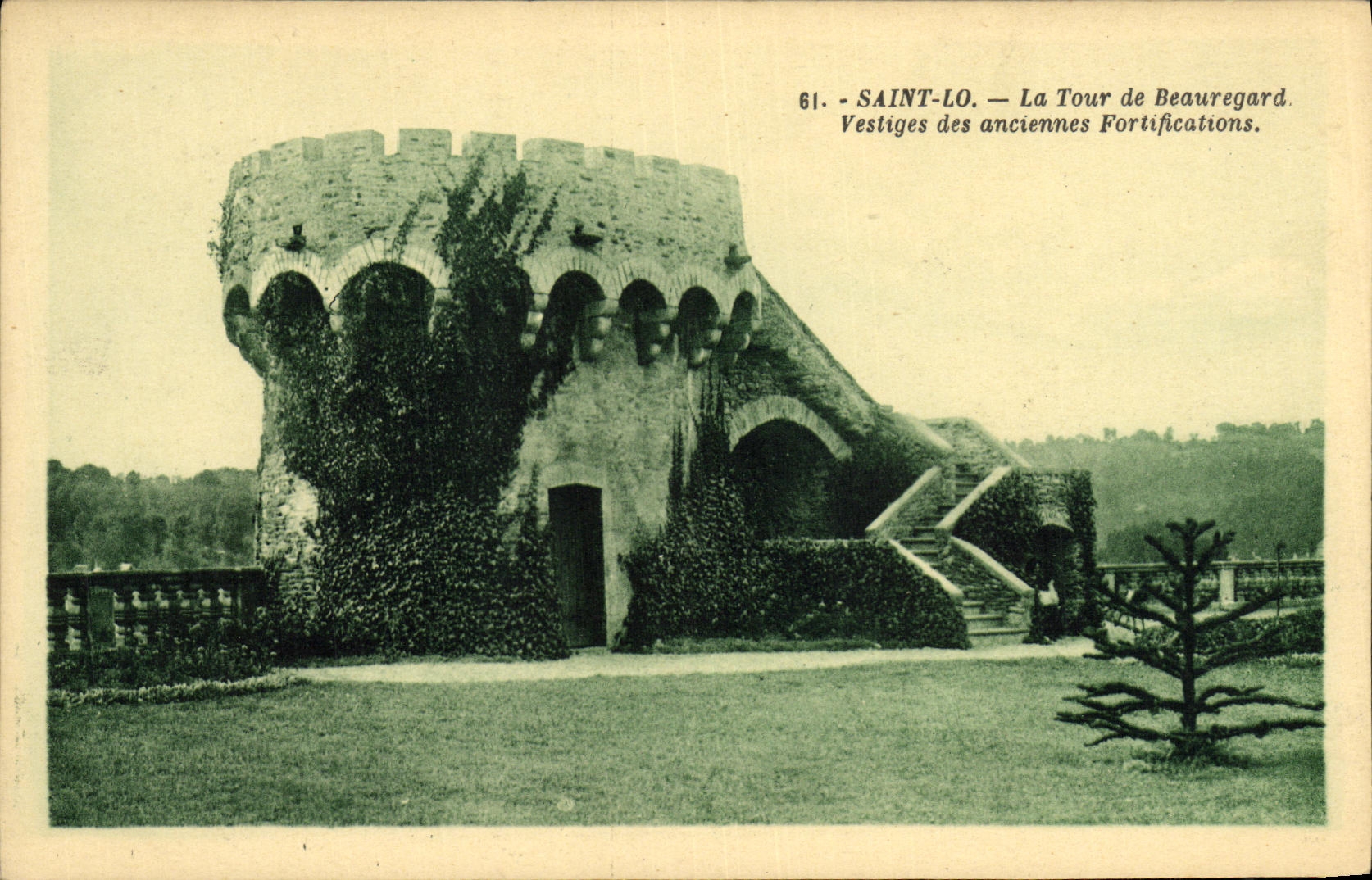 Saint-Lô — La Tour de Beauregard. Vestiges des anciennes fortifications.
