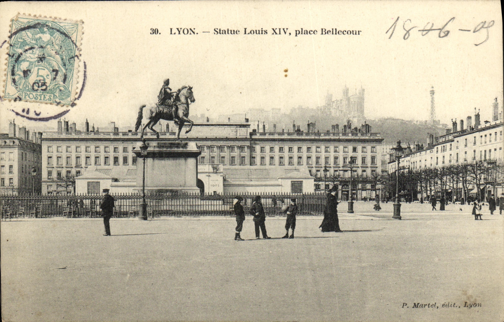 CPA Lyon Statue Louis XIV place Bellecour
