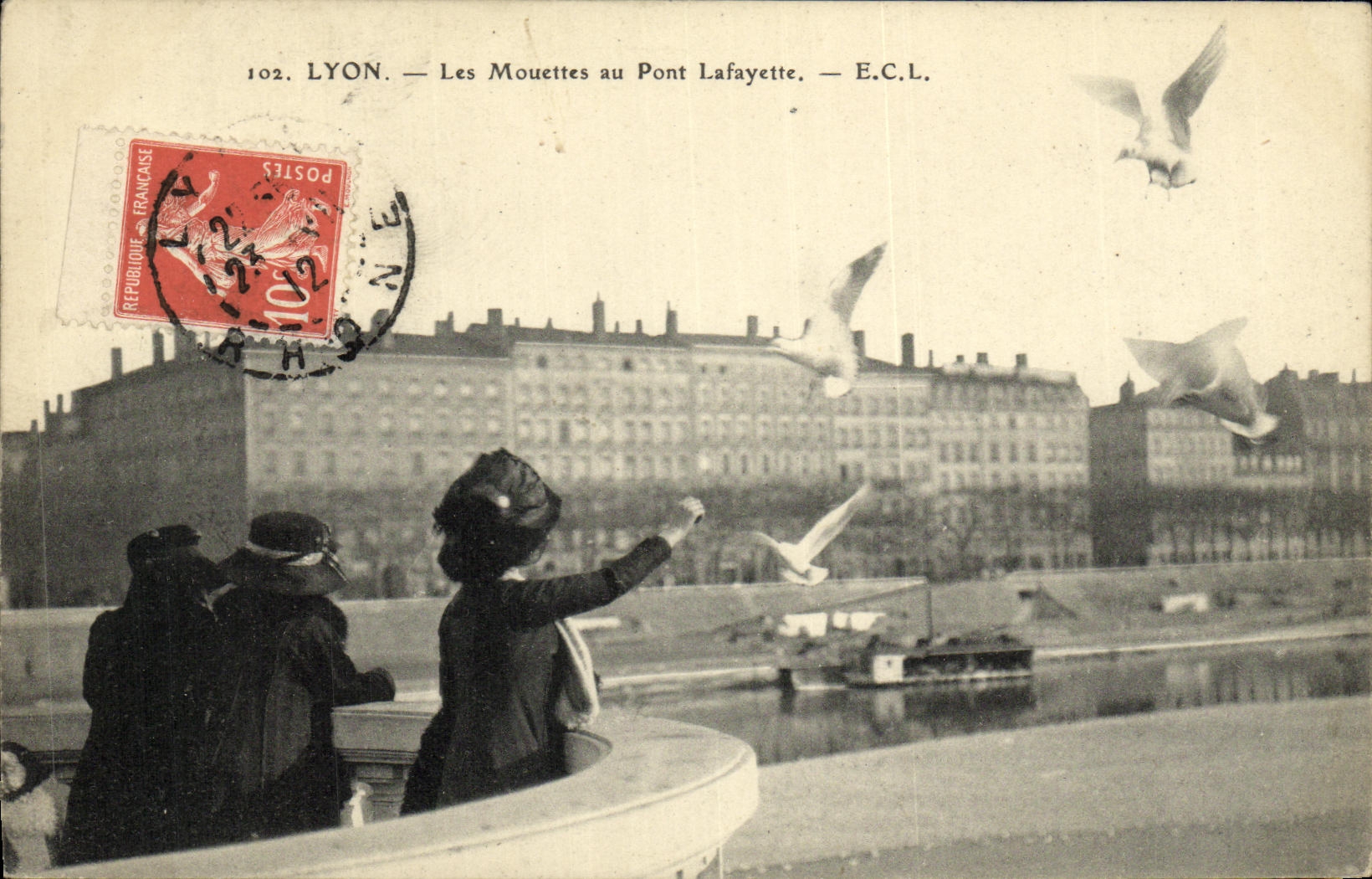 LYON. — Les Mouettes au Pont Lafayette. — E.C.L.