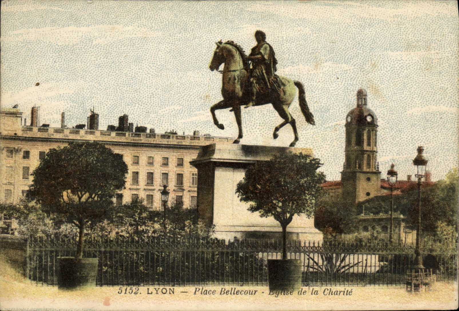 Lyon — Place Bellecour — Église de la Charité