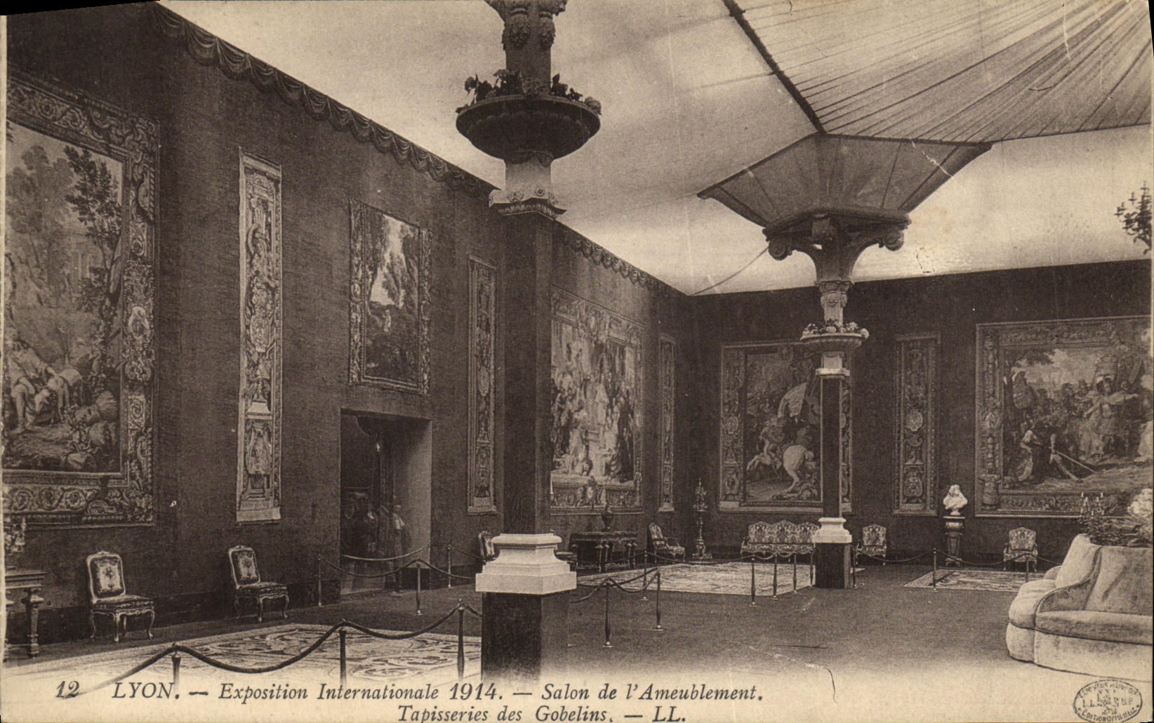 Lyon — Exposition Internationale 1914 — Salon de l'Ameublement. Tapisseries des Gobelins — LL.