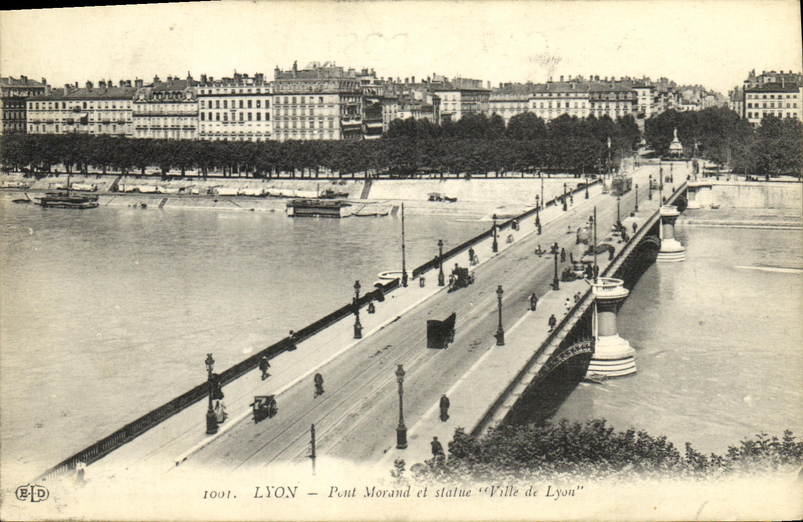 CPA Lyon Pont Morand et Statue Ville de Lyon