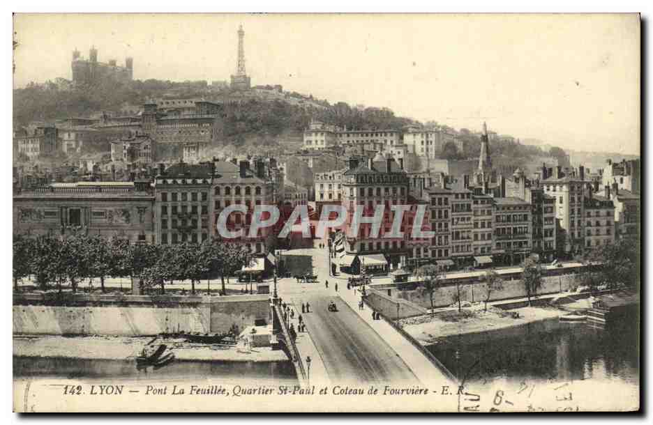CPA Lyon Pont La Feuille Quartier St Paul et Coteau de Fourviere 