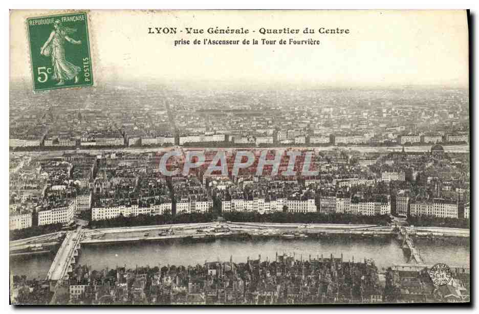 CPA Lyon Vue Generale Quartier du Centre prise de l ascenseur de la tour de Fourviere 