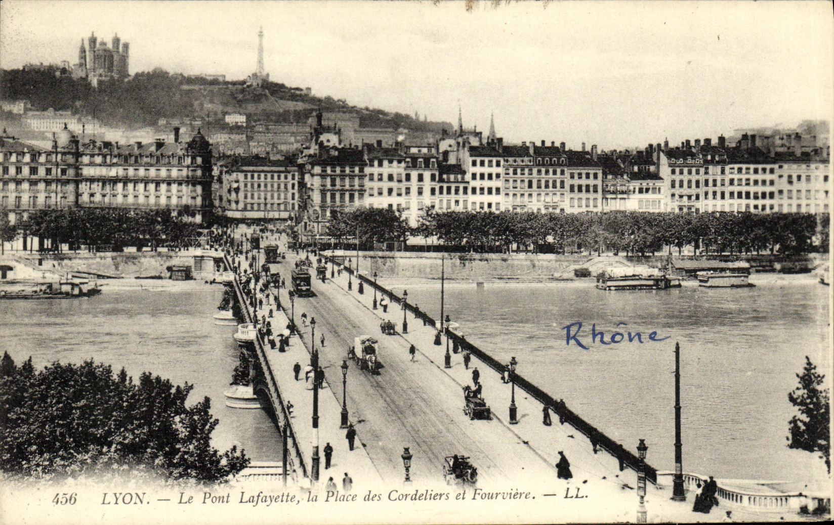 CPA Lyon Le Pont Lafayette La Place des Cordeliers et Fourviere