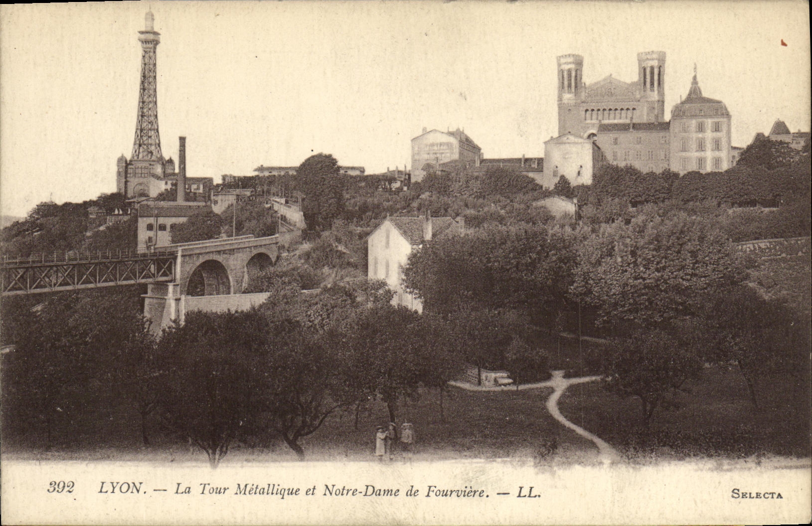 LYON — La Tour Métallique et Notre-Dame de Fourvière — Selecta, n°392