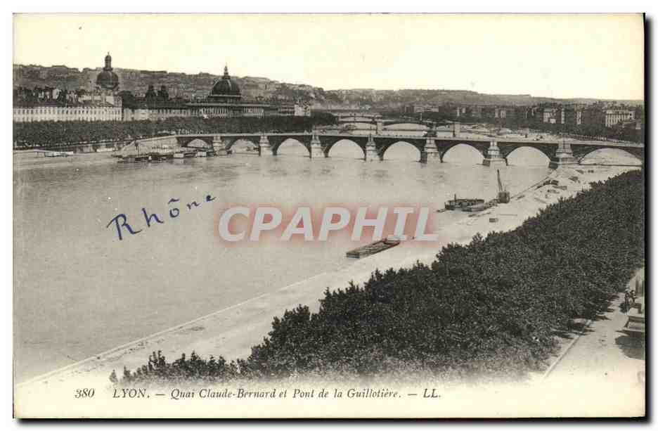 CPA Lyon Quai Claude Bernard et Pont la Guillotiere