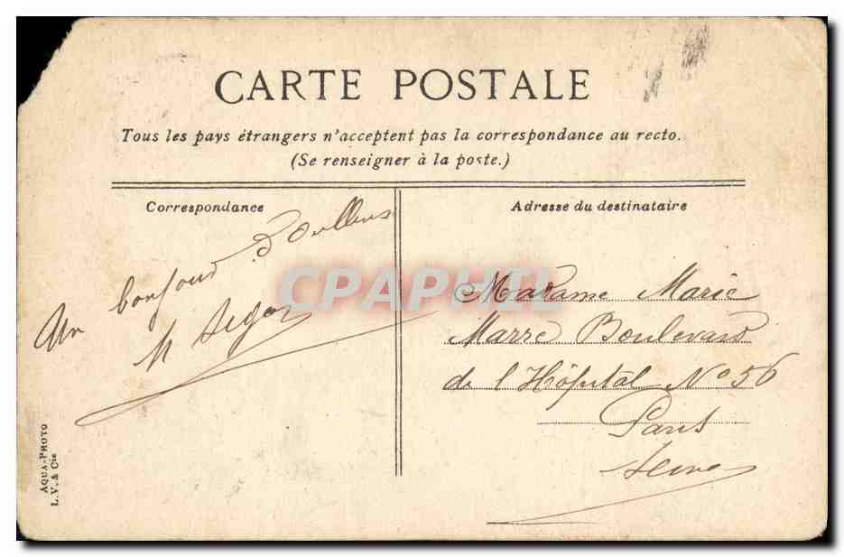 CPA Lyon La place Tholozan — Reverso