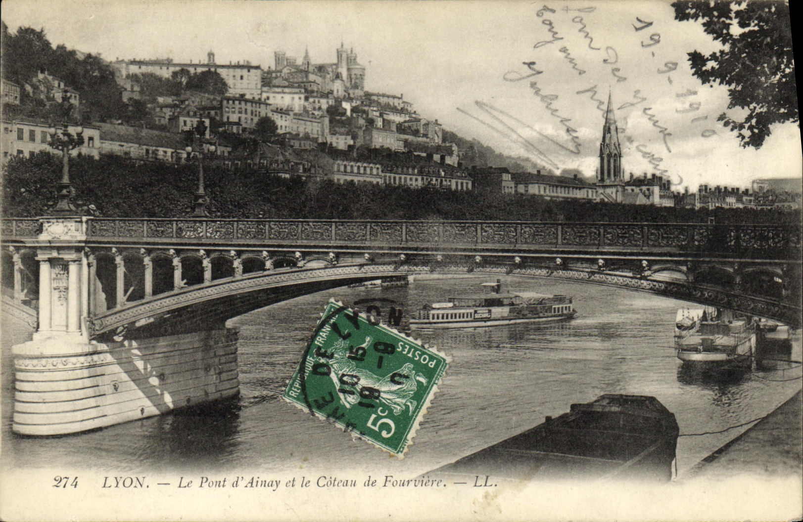 LYON. — Le Pont d'Ainay et le Côteau de Fourvière. — LL. — N° 274