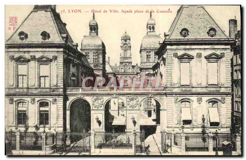 CPA Lyon Hotel de Ville Facade Place de la Comedie