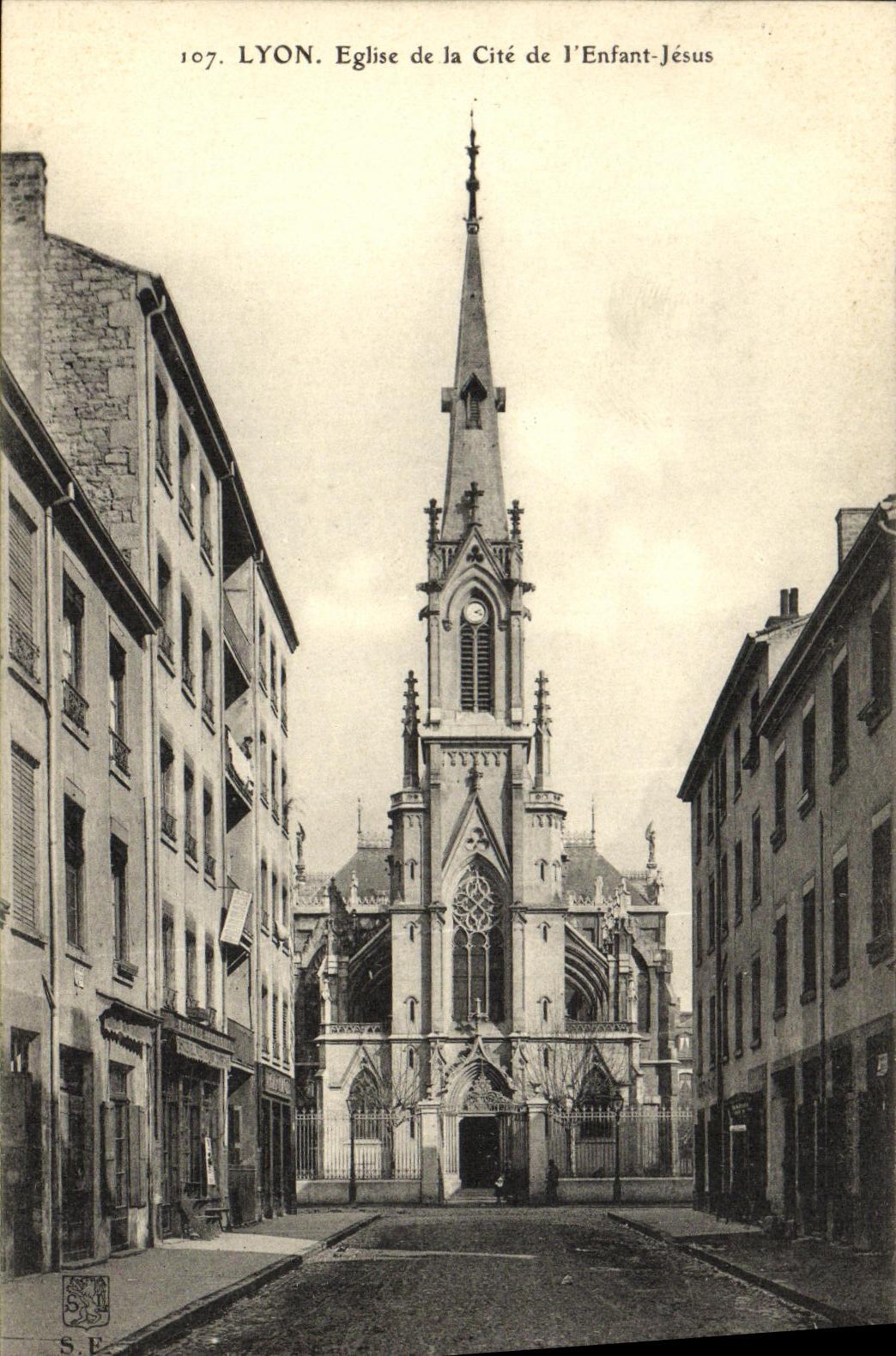 LYON. Église de la Cité de l'Enfant-Jésus — S.E. n°107