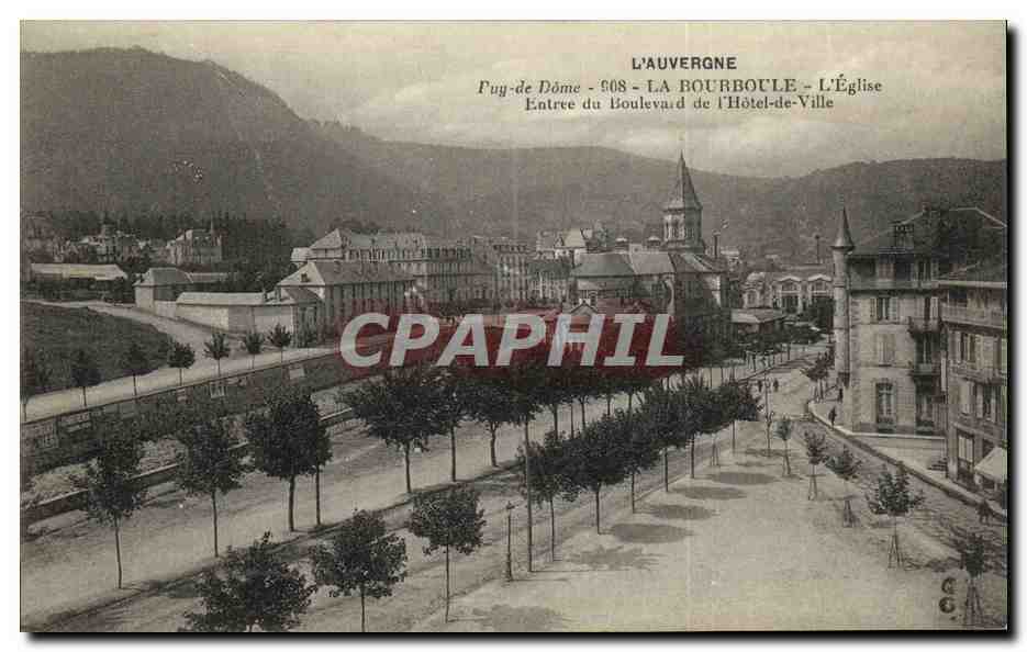 CPA La Bourboule L Eglise Entree du boulevard de l hotel de ville