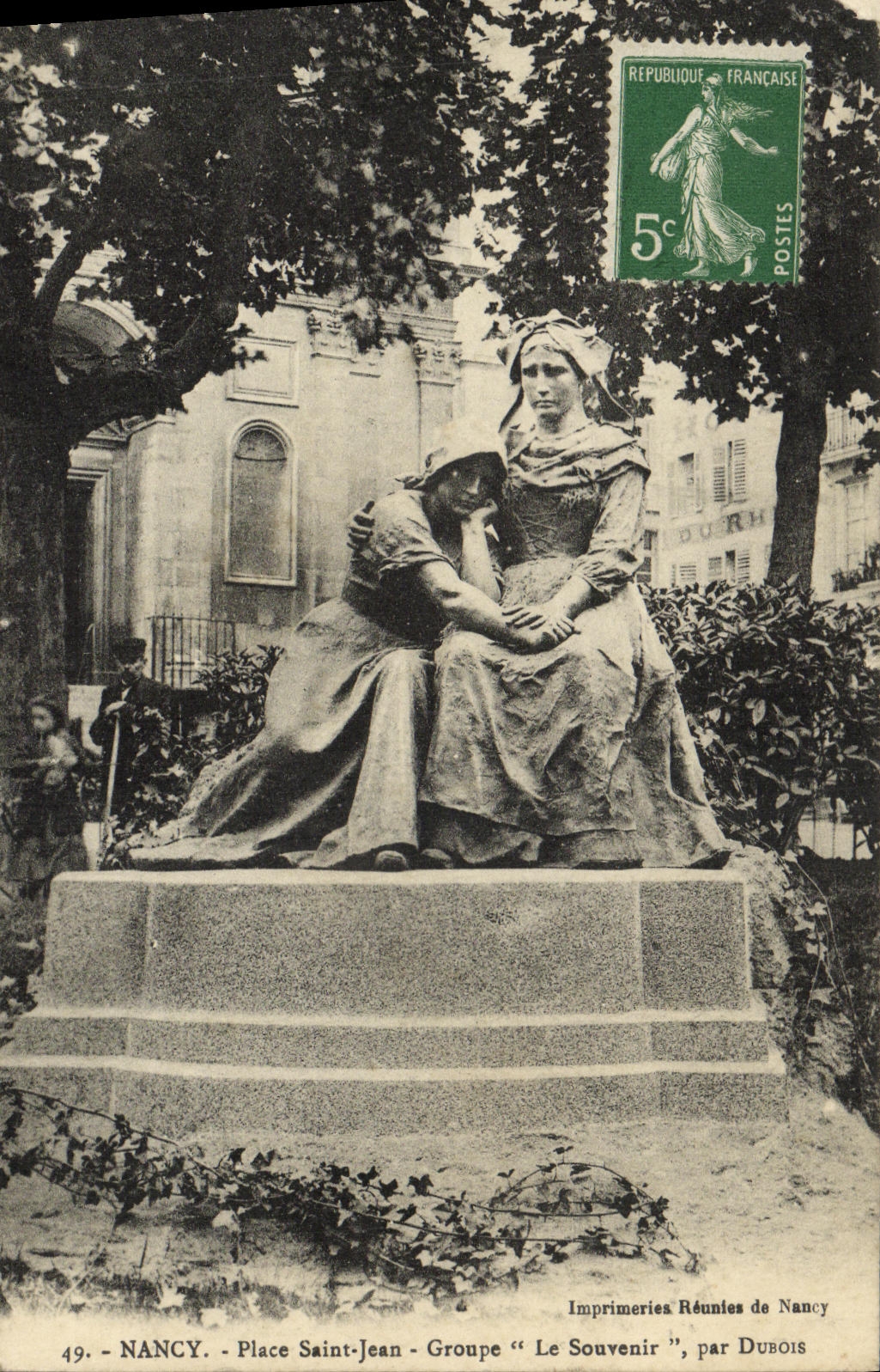 CPA Nancy Place Saint Jean Groupe Le souvenir par Dubois Alsace Lorraine