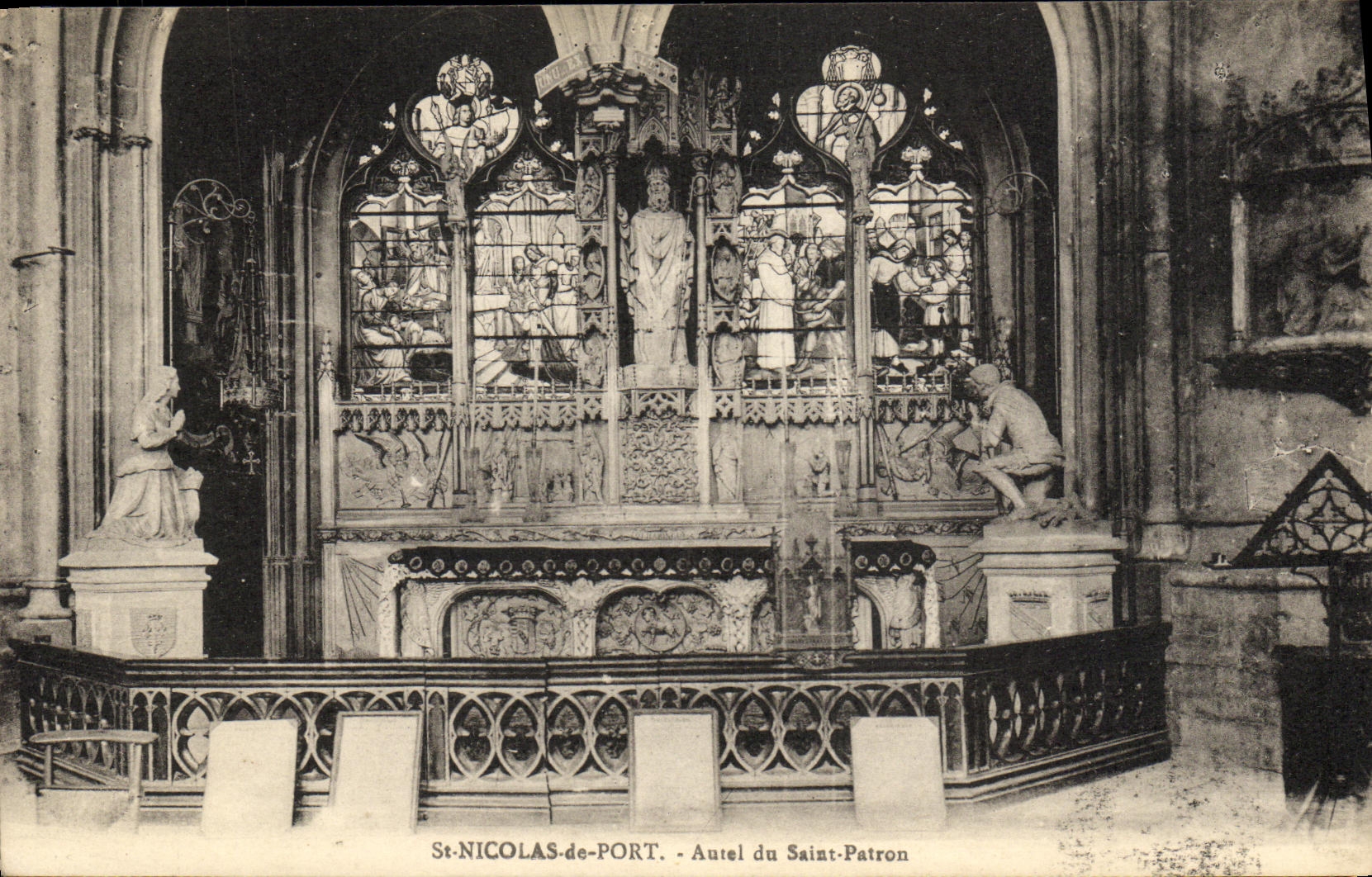 St-NICOLAS-de-PORT — Altar des Heiligen Patrons — unbekannter Verlag, Seriennummer 84