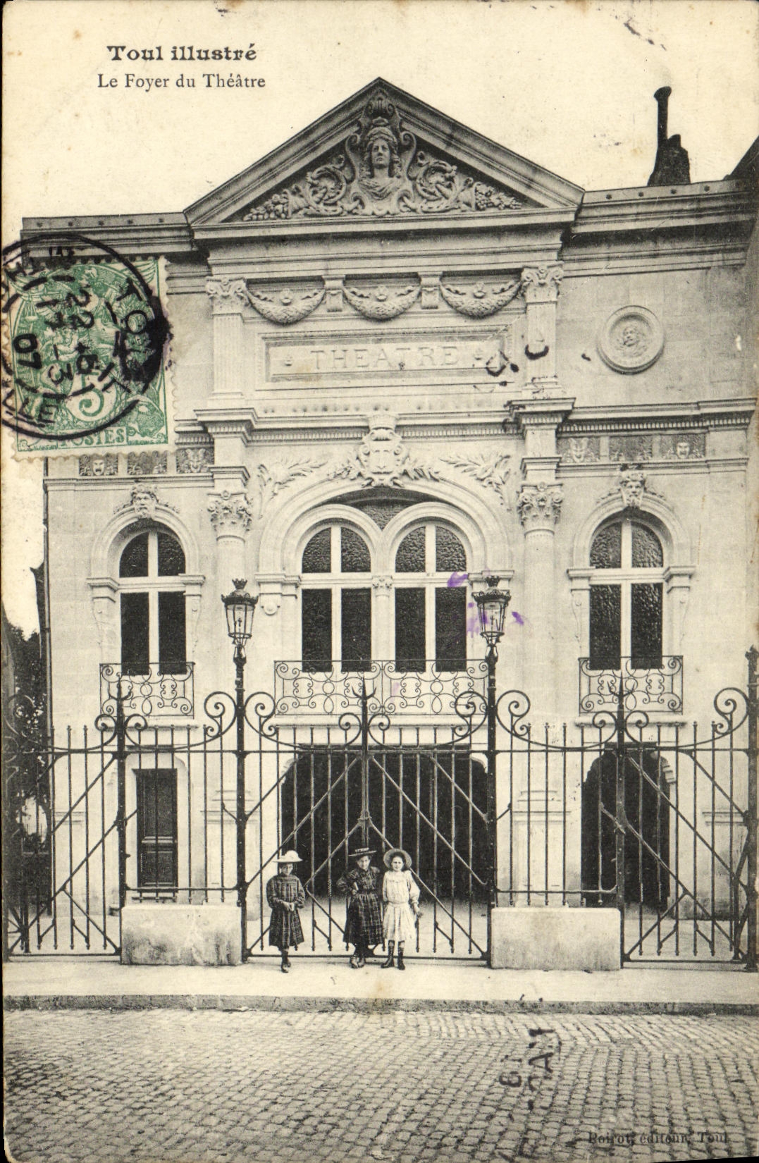 CPA Toul le foyer du theatre