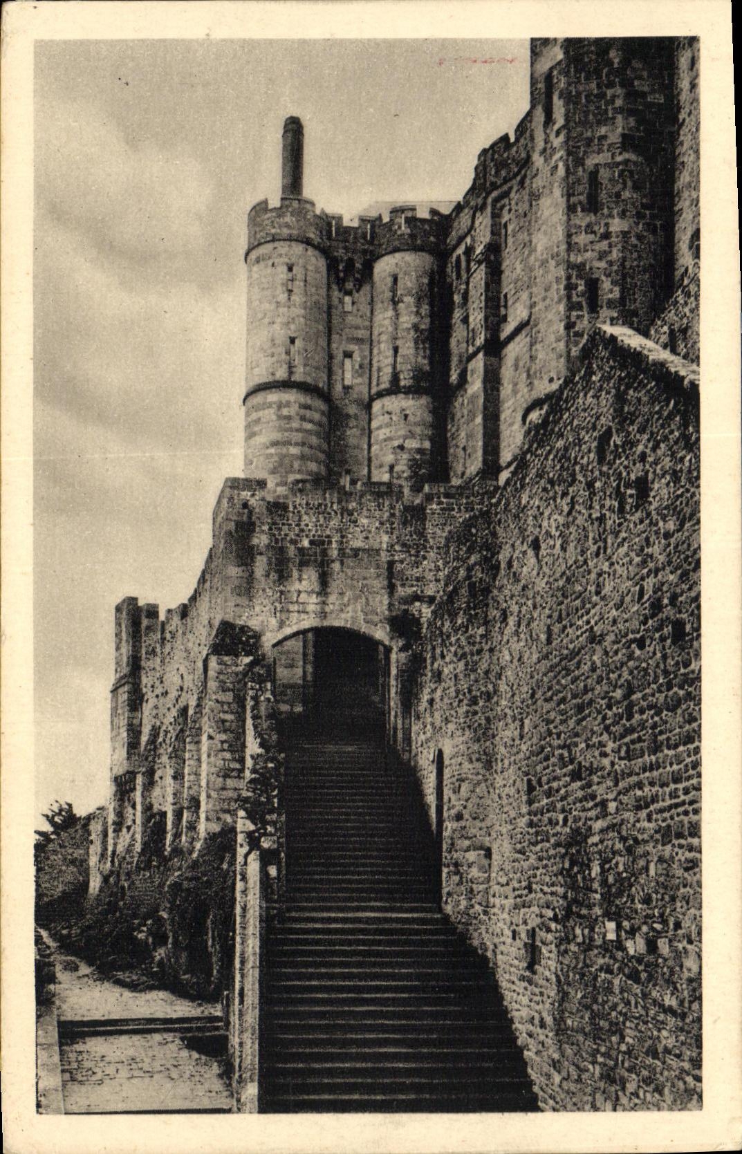 Abbaye du Mont Saint-Michel — Le Grand Degré et le Châtelet — Serv. Commercial Monuments Historiques