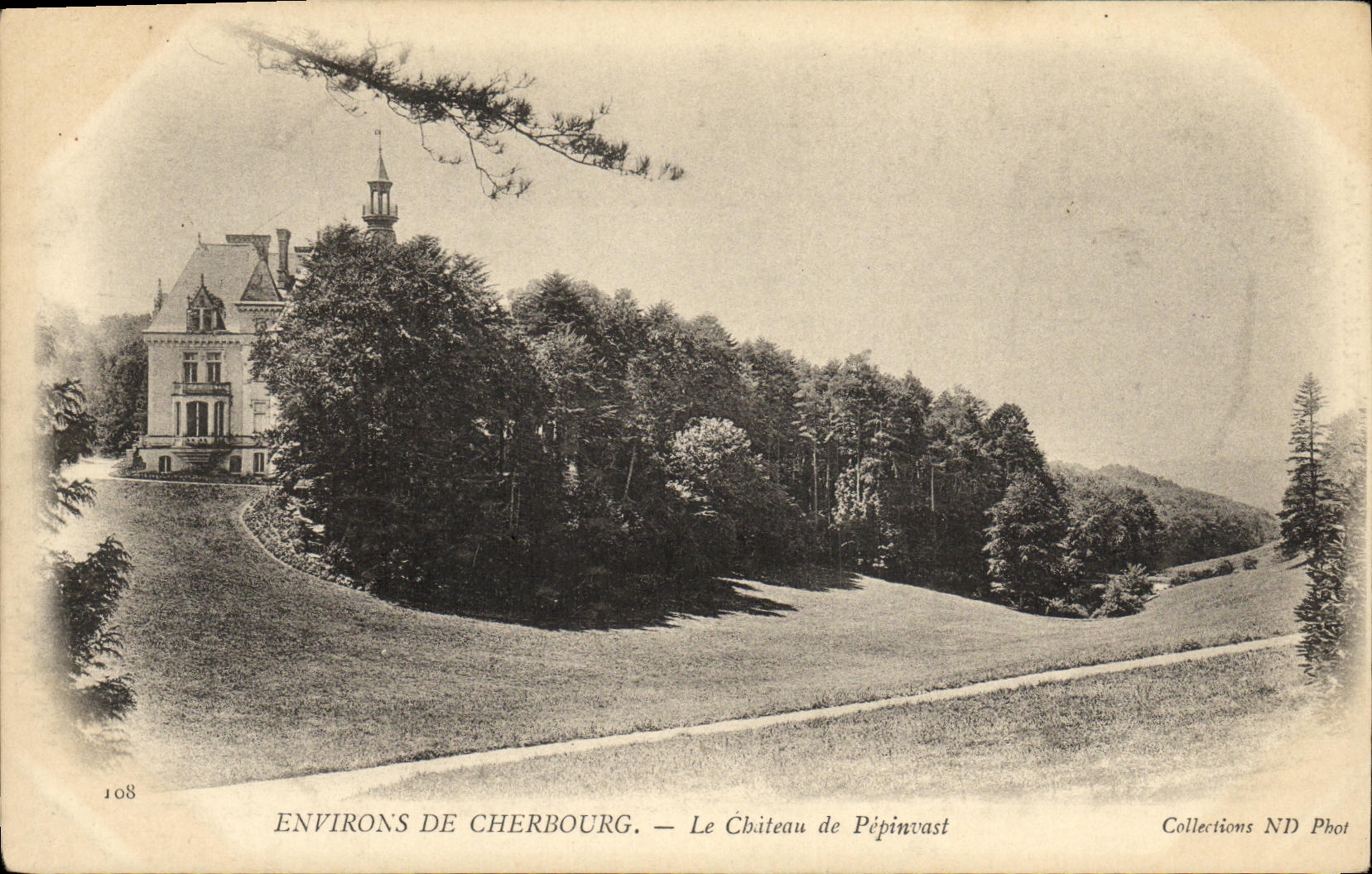 CPA Environs de Cherbourg Le Chateau de Pepinvast Facade