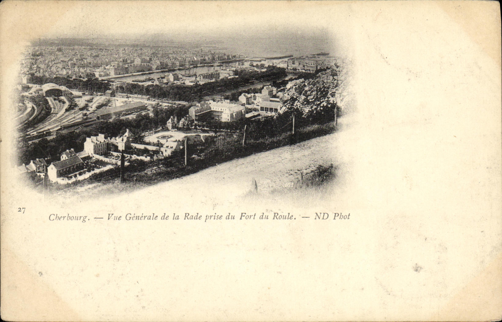 CPA Cherbourg Vue Generale de la Rade Prise du Fort du Roule
