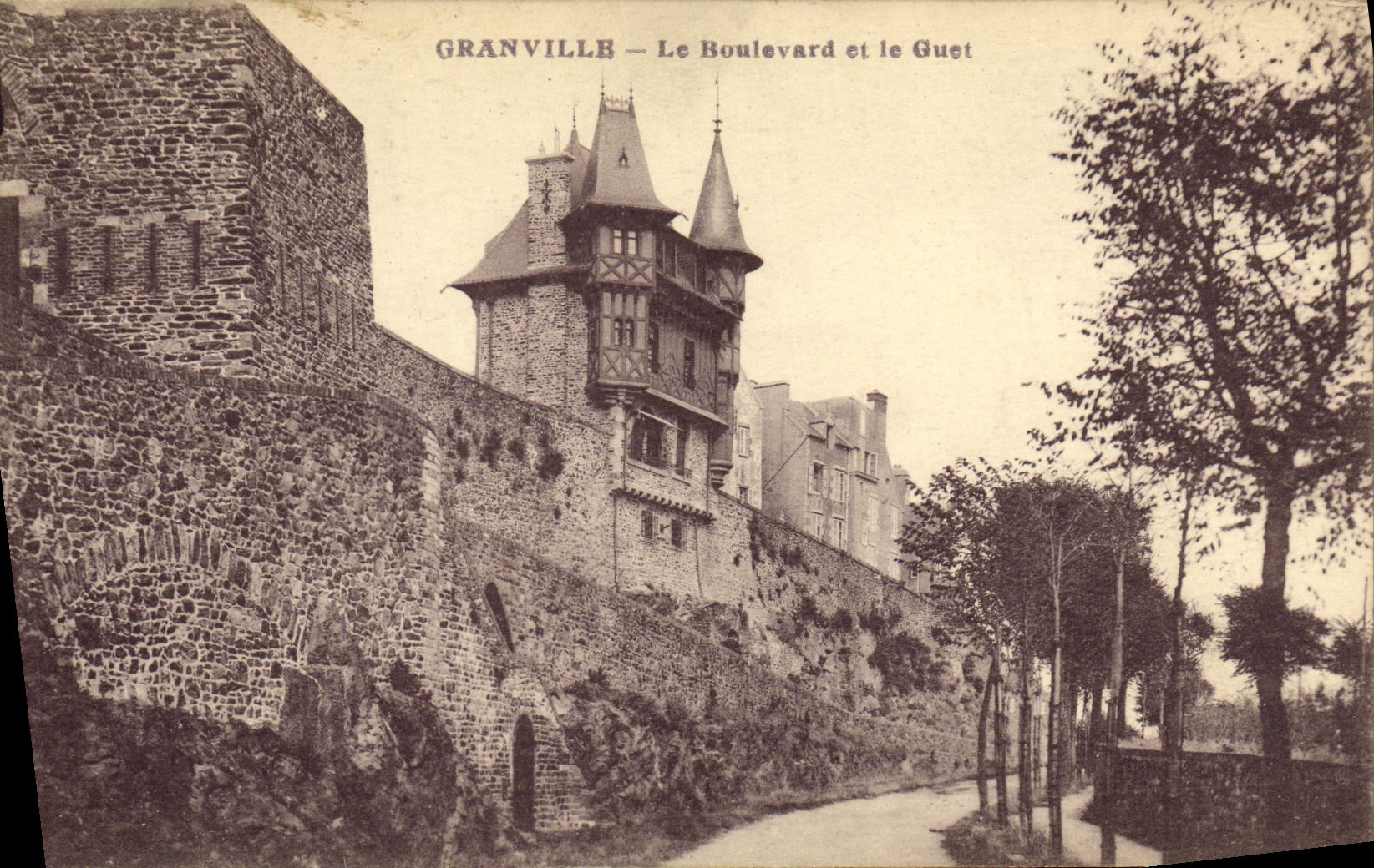 Granville — Le Boulevard et le Guet