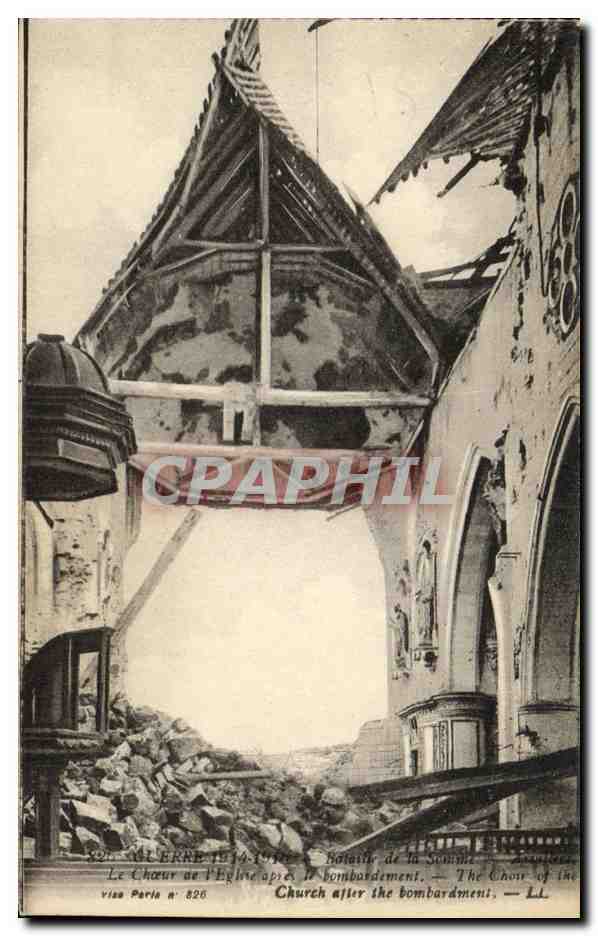 CPA Arvillers Le choeur de l eglise apres le bombardement Militaria